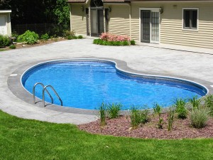 Paradise Pools ♦ Cape Cod Swimming Pool Services